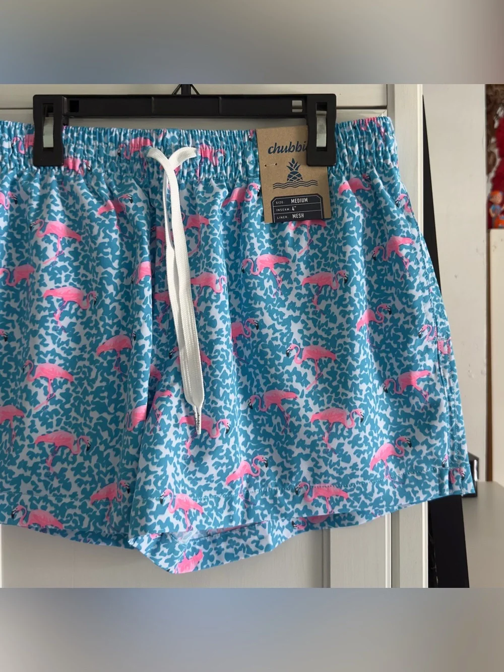 Chubbies The Domingos Are For Flamingos Shorties Classic Swim Trunk Size Medium